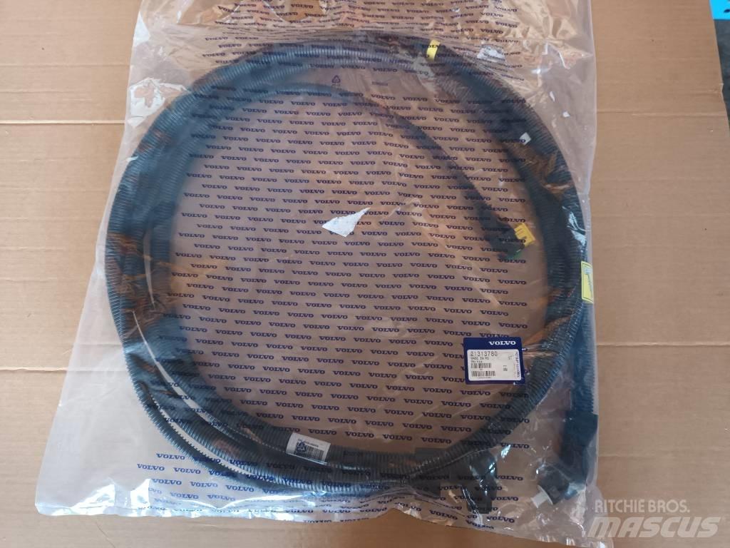 Volvo HOSE 21313780 Hidraulika