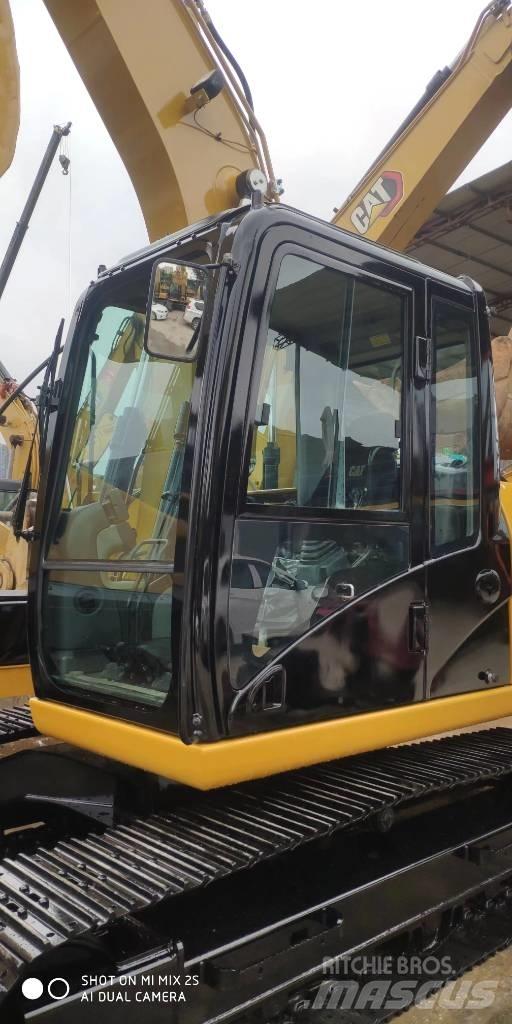 CAT 2021 CAT 313D2GC Bageri točkaši