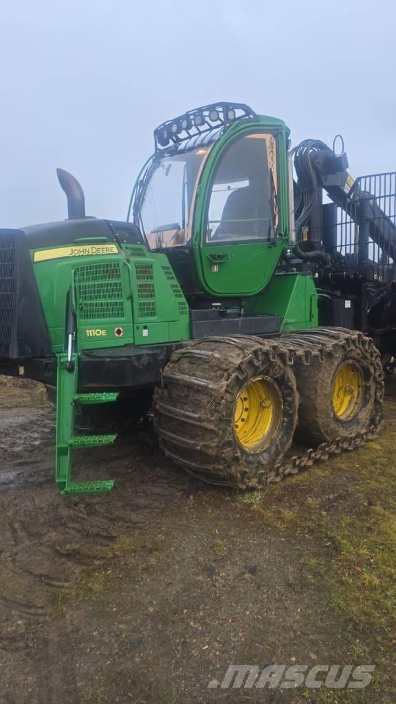 John Deere 1110 E Forvarderi