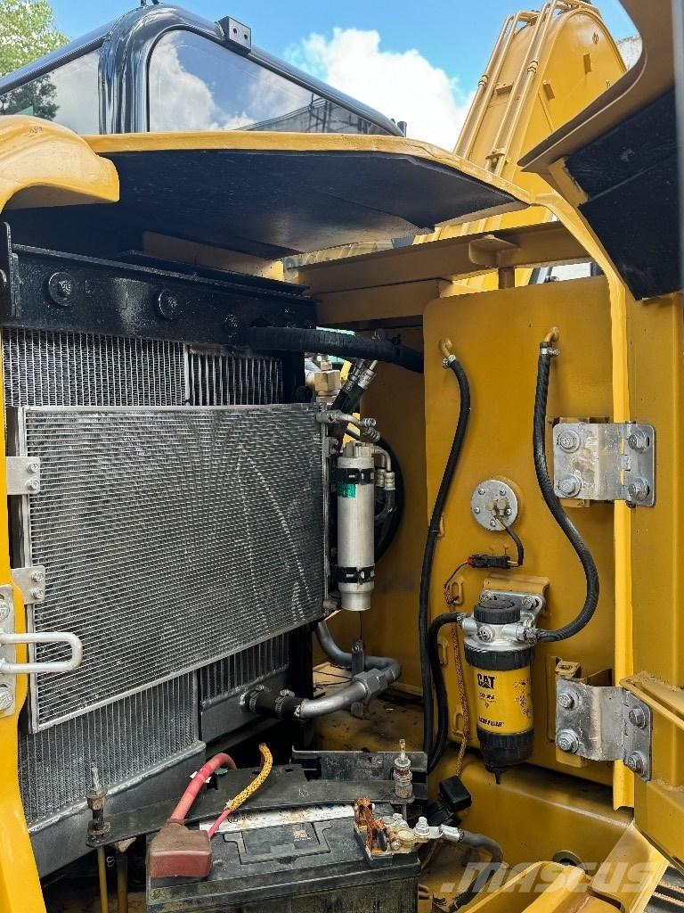 CAT 307 Mini bageri < 7t