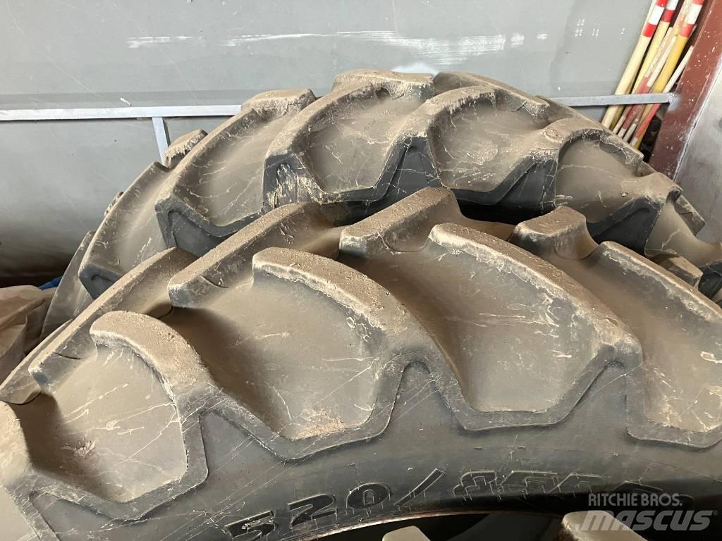Ukent 520/85R50 Gume, točkovi i felne