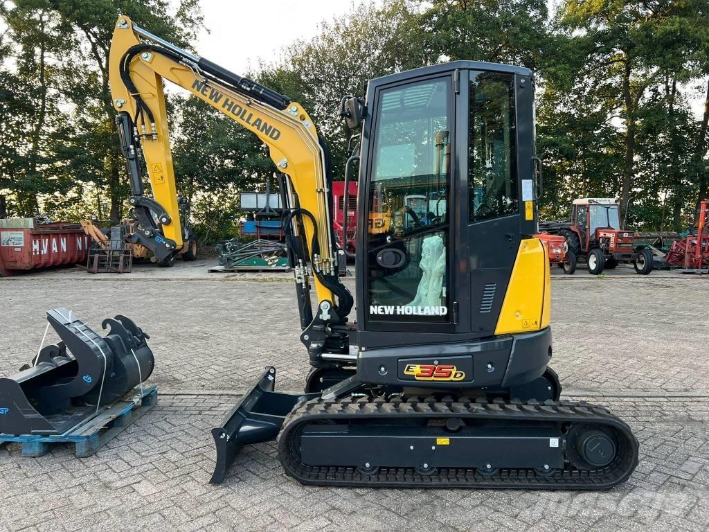 New Holland E 35 D Mini bageri < 7t