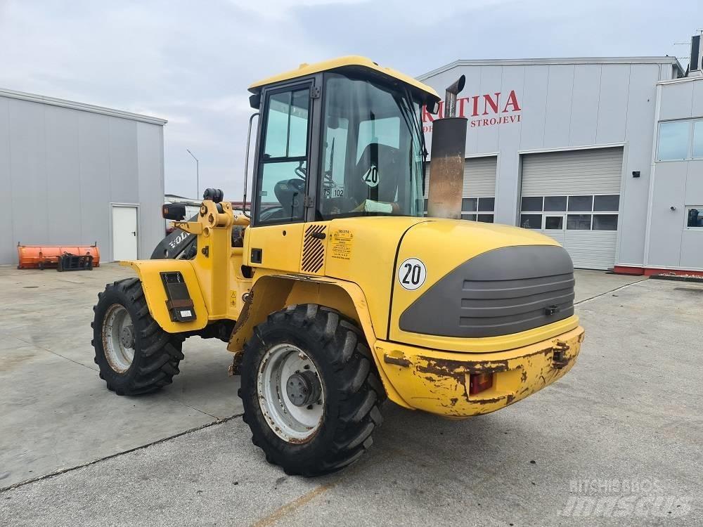 Volvo L 40 B Utovarivači na točkove