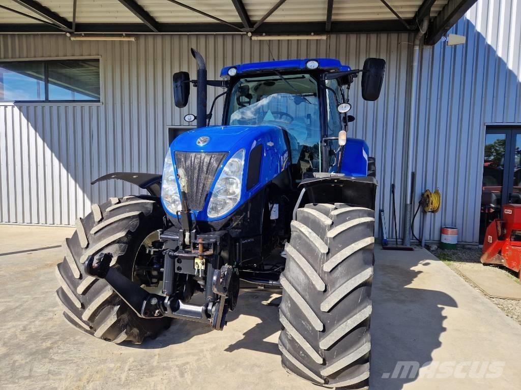 New Holland T 7.235 Traktori