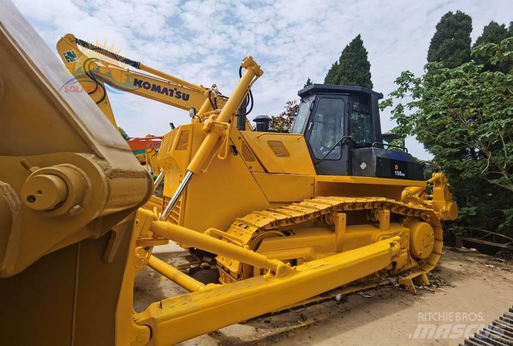 Komatsu D 155 AX Buldožeri guseničari