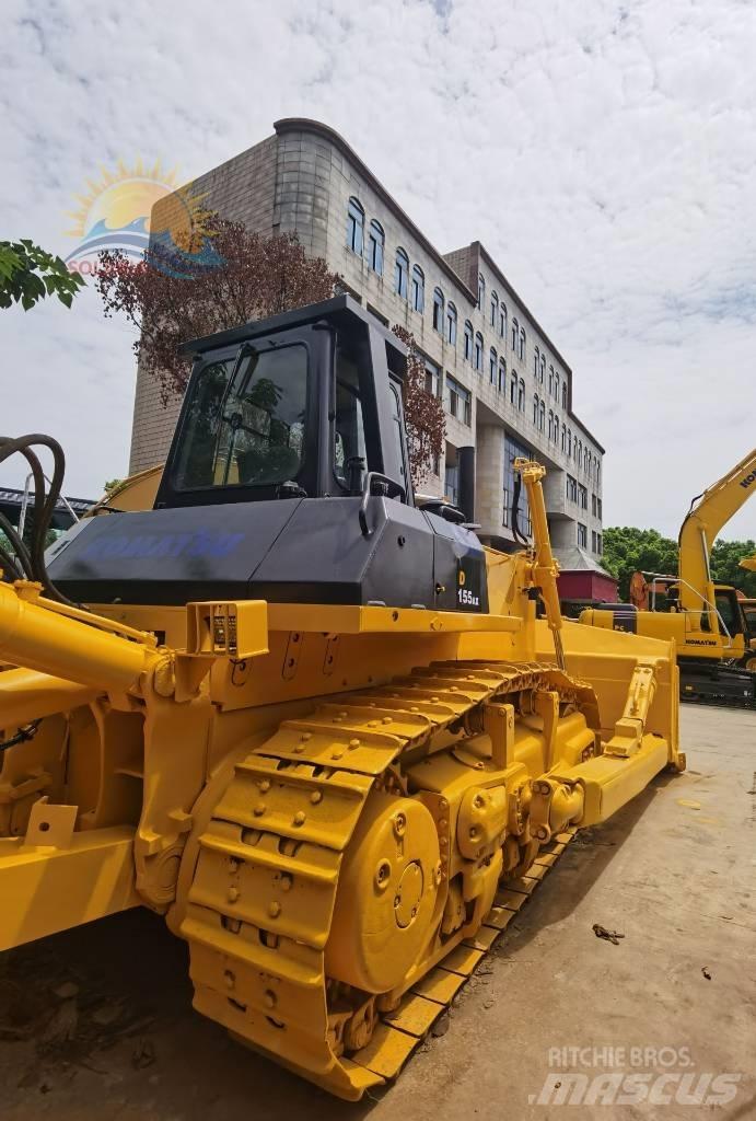 Komatsu D 155 AX Buldožeri guseničari