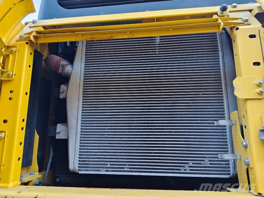 Komatsu PC 400-8 Bageri guseničari