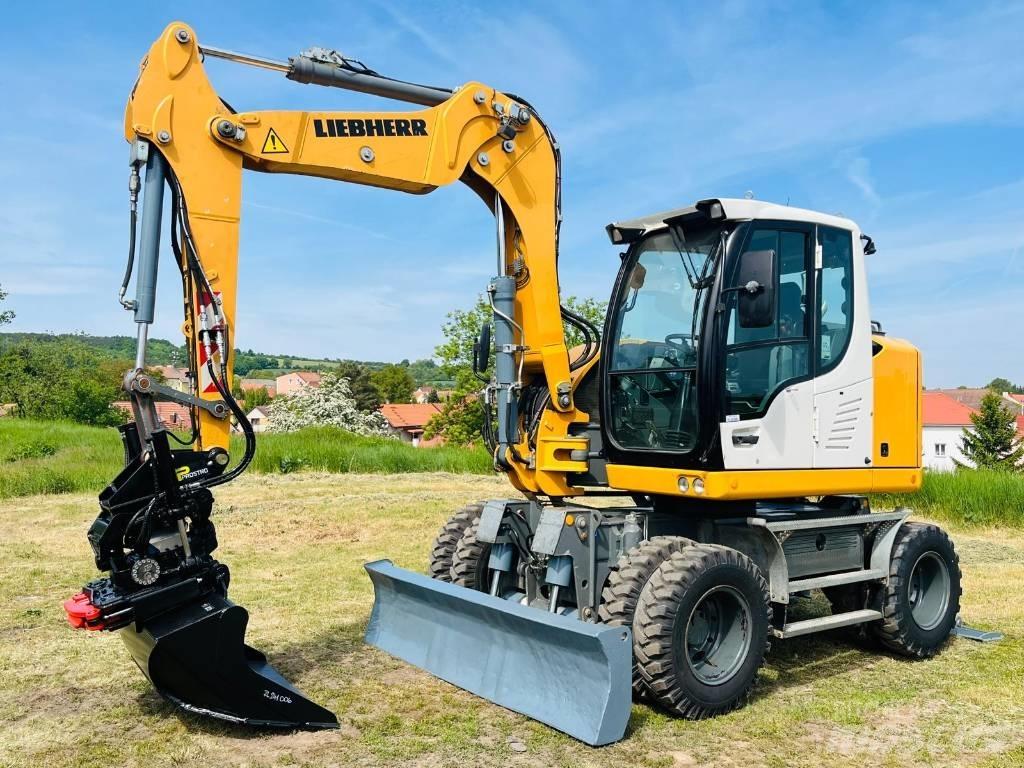 Liebherr A 910 Comp Bageri točkaši