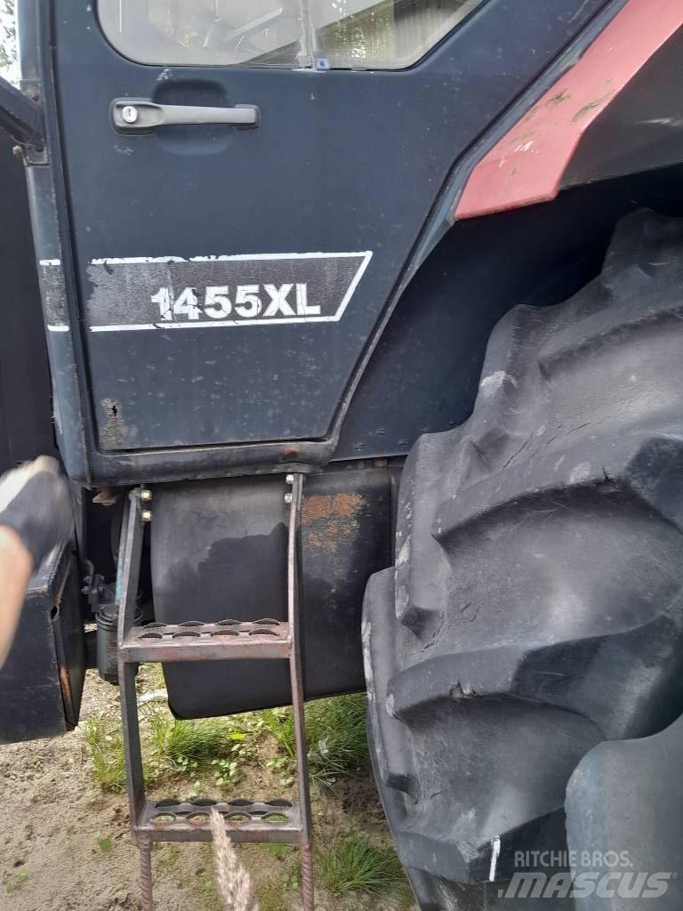 CASE 1455 XL Traktori
