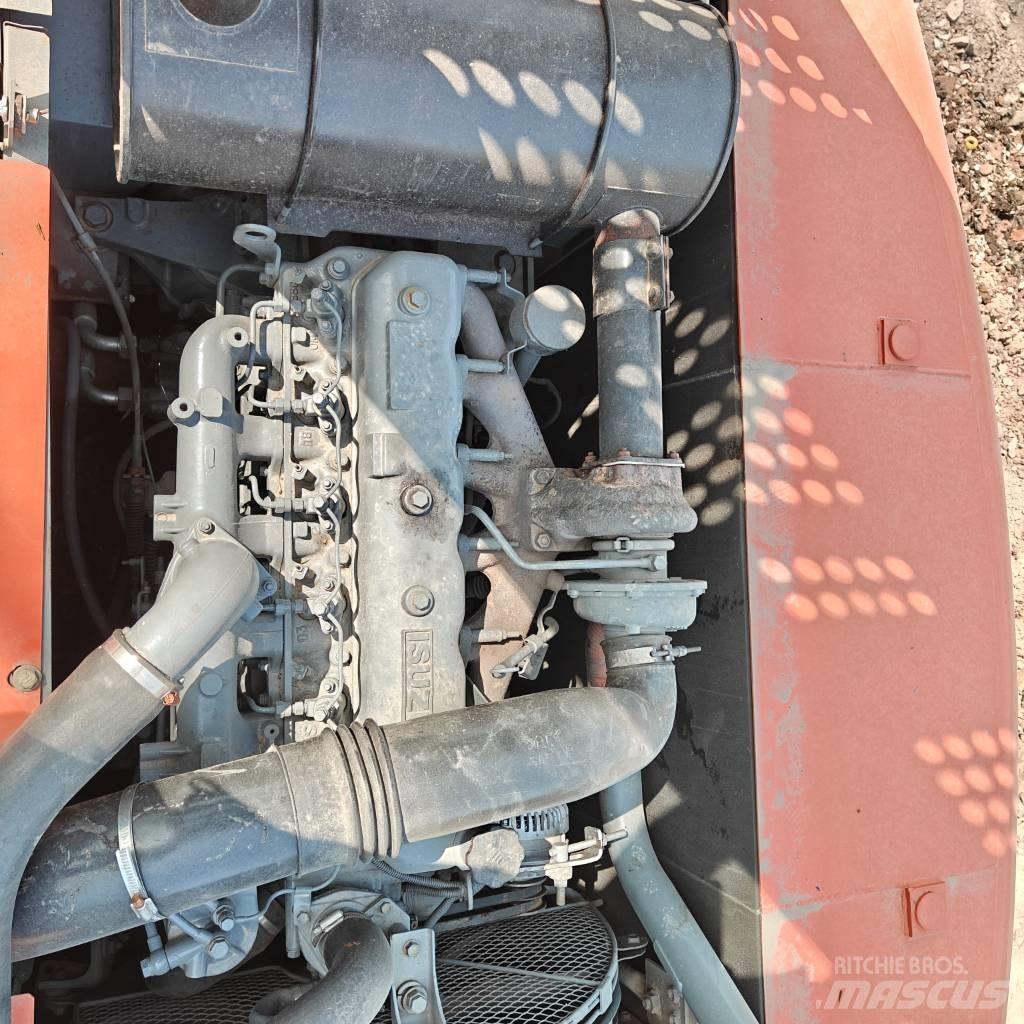 Hitachi 200-5G Bageri guseničari