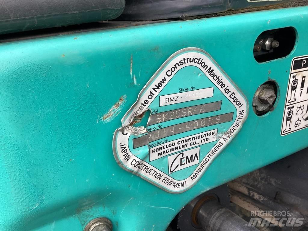 Kobelco SK25SR-6 Mini bageri < 7t