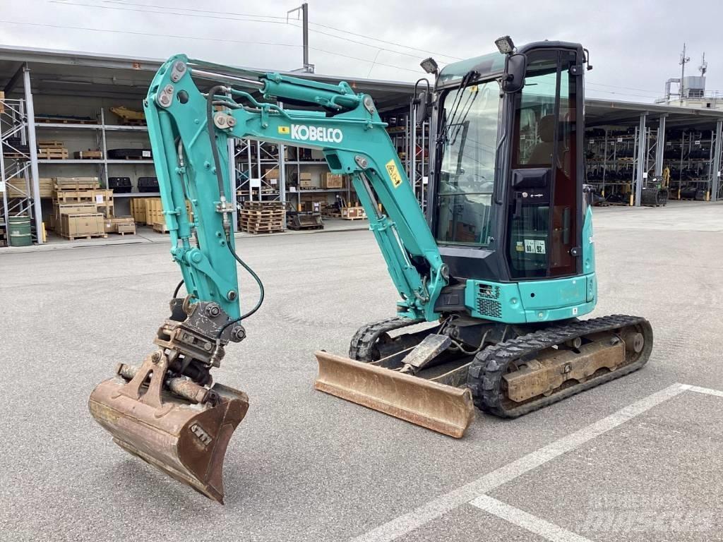 Kobelco SK25SR-6 Mini bageri < 7t