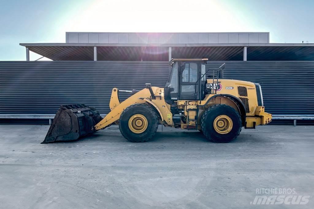 CAT 950M Utovarivači na točkove