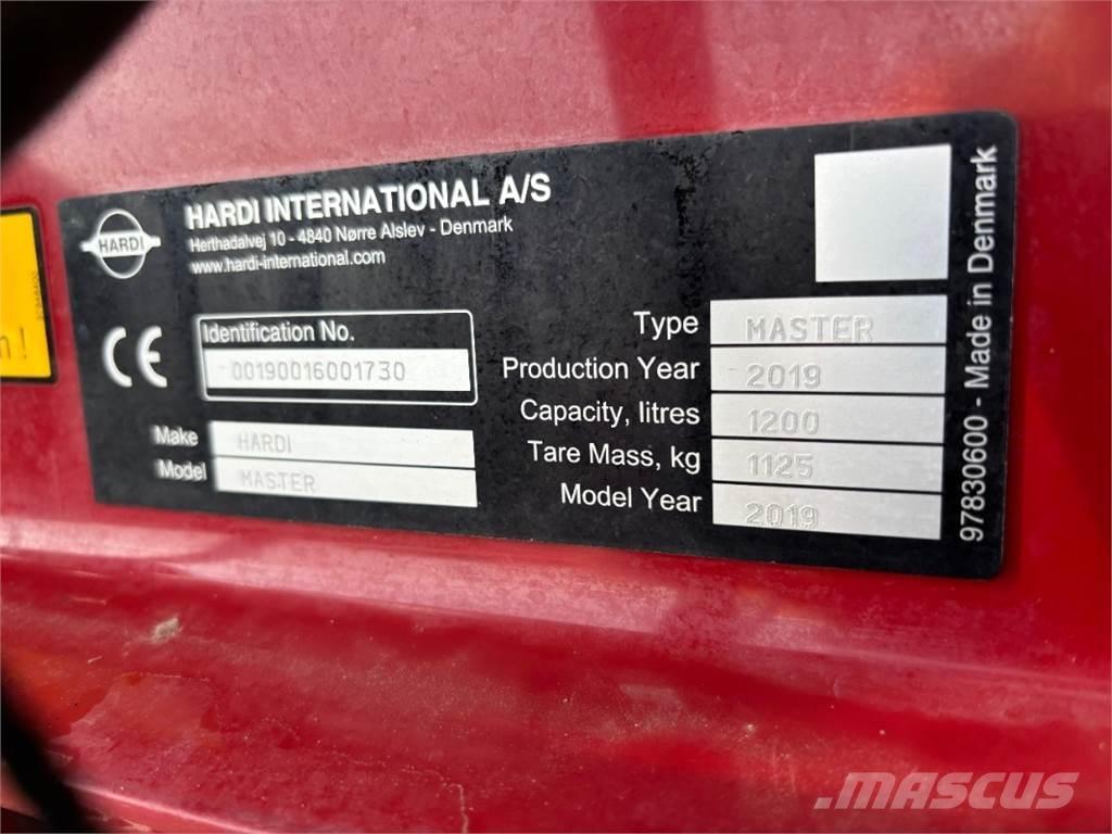 Hardi Master 1200 Vučene prskalice