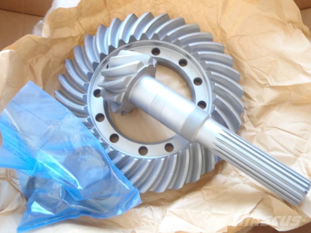 Carraro Hinterachse Rovokopači