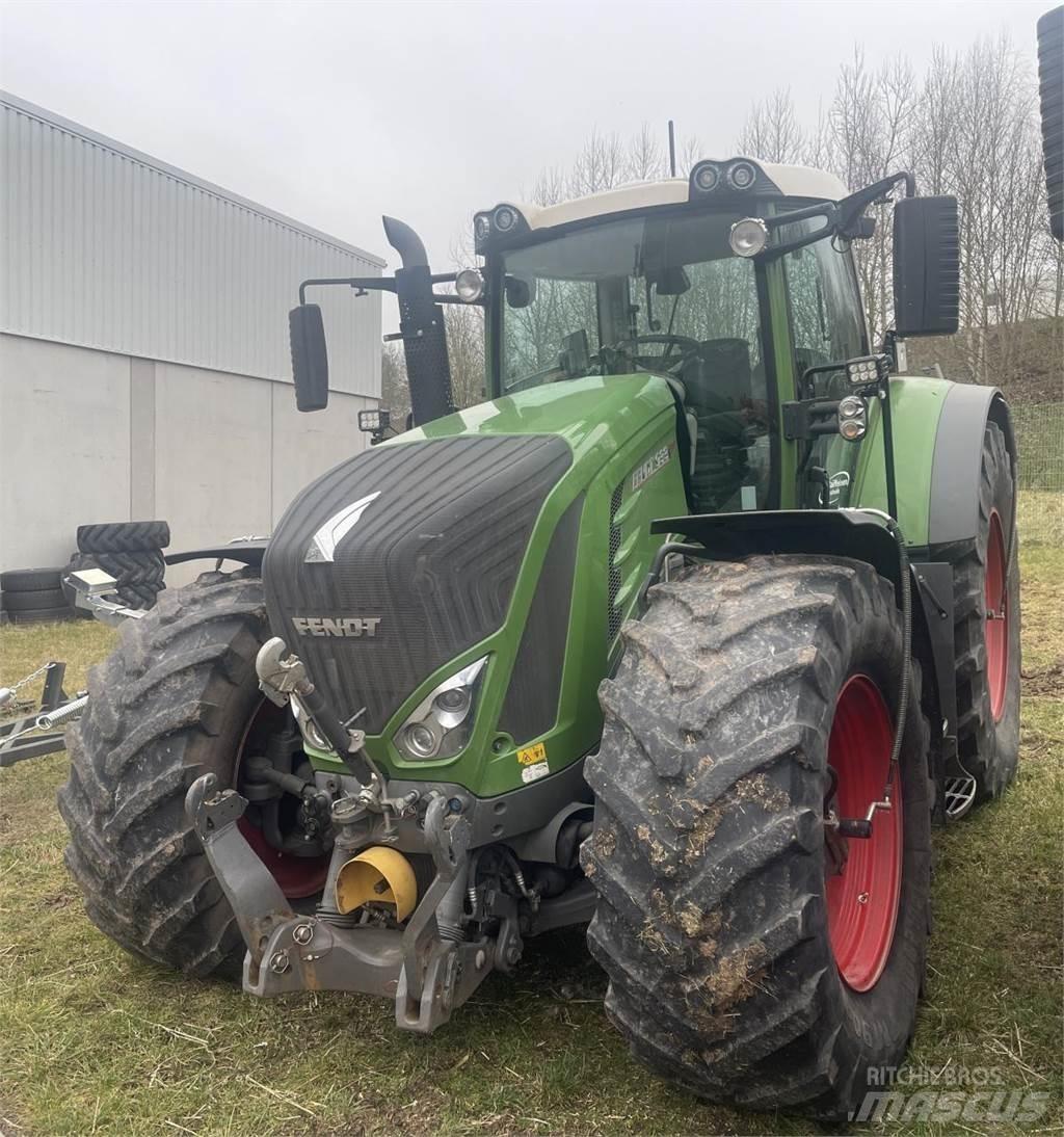 Fendt 933 Vario Traktori