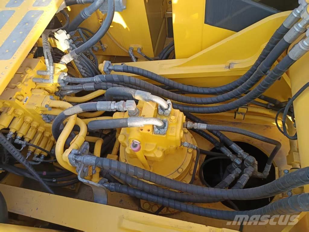 Komatsu PC360 Bageri guseničari