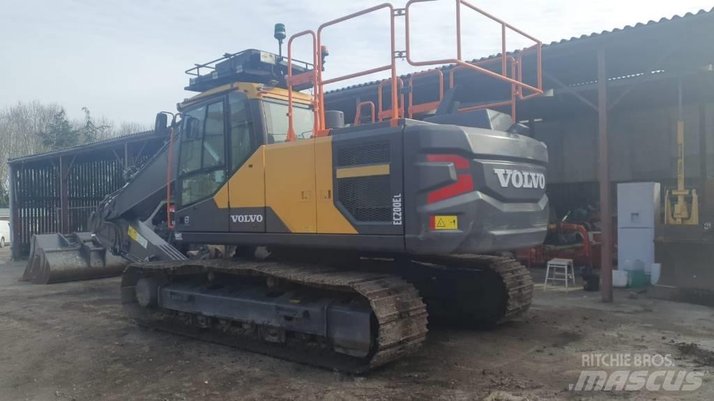 Volvo EC 200EL Bageri guseničari
