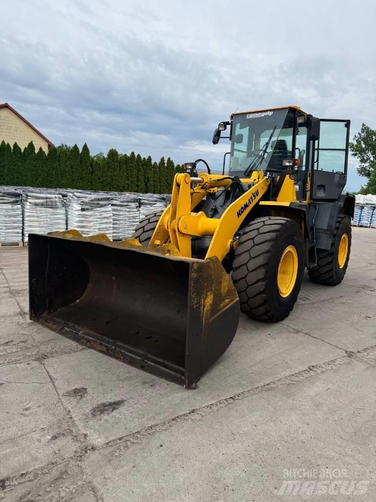 Komatsu WA250 Utovarivači na točkove