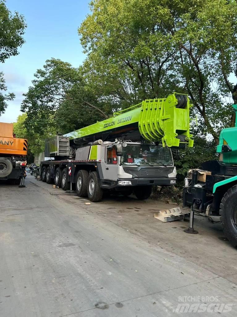 Zoomlion ZAT 2200 V Polovne dizalice za sve terene