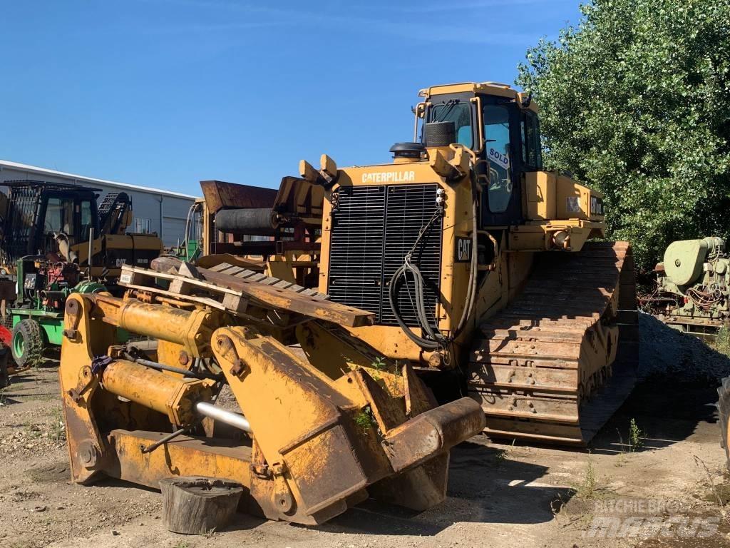 CAT D 8 L Buldožeri guseničari