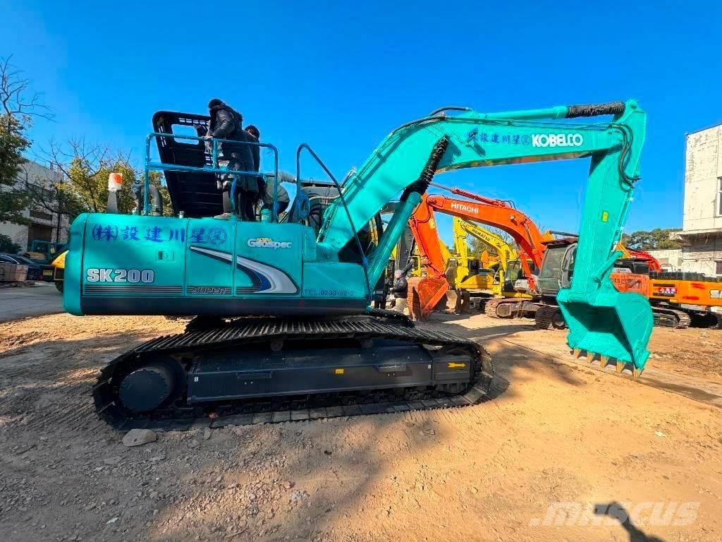 Kobelco SK 200-8 Bageri guseničari