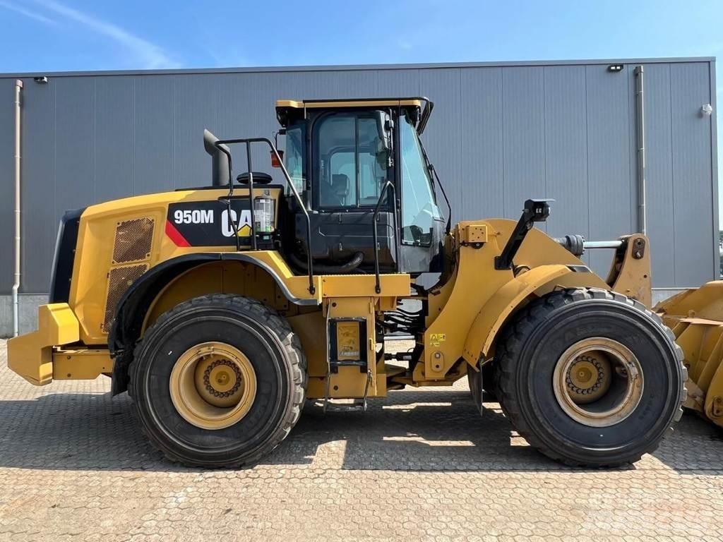 CAT 950M Utovarivači na točkove