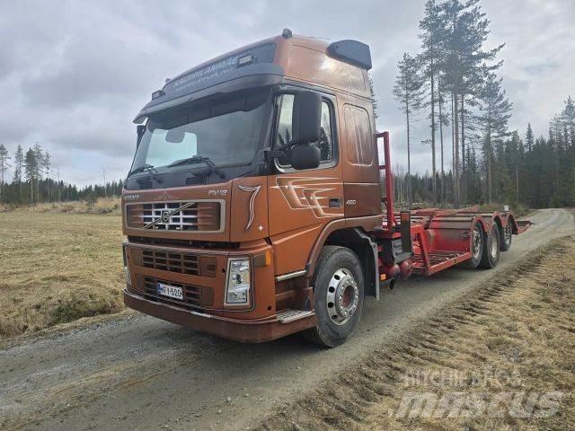 Volvo FM12 8x2 Kamioni za prevoz šumarskih mašina