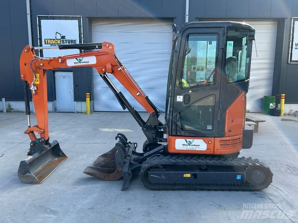 Hitachi ZX 26 U-6 Mini bageri < 7t