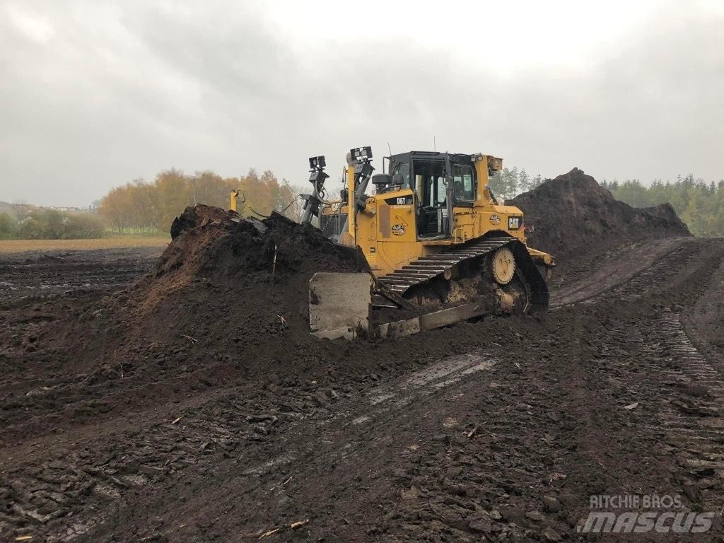 CAT D 6 T LGP Buldožeri guseničari