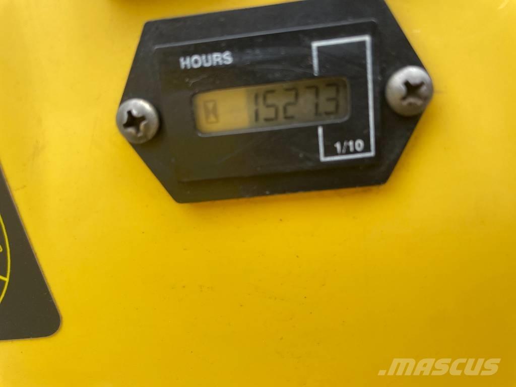 Wacker Neuson 803 Bageri guseničari