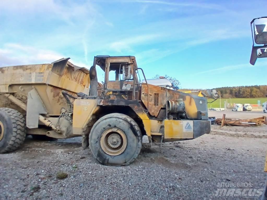 Komatsu HM 300-2 Zglobni damperi