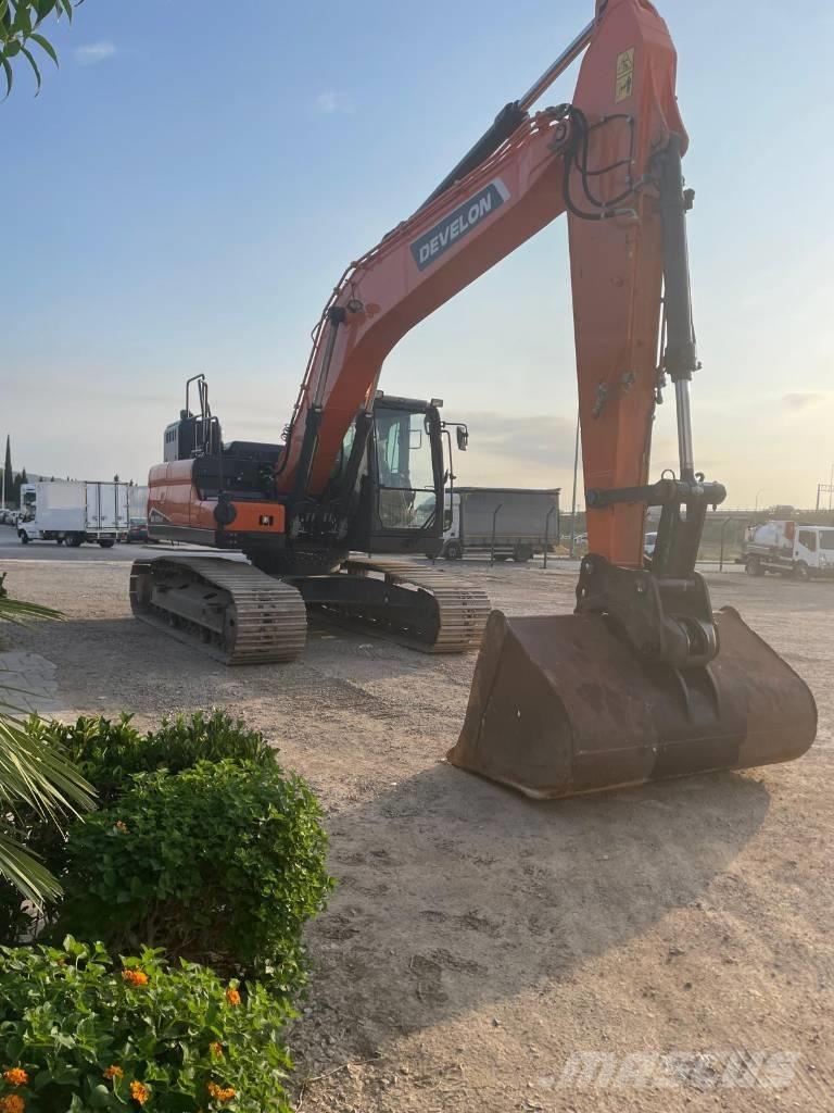 Doosan DX225LC-7 Bageri guseničari