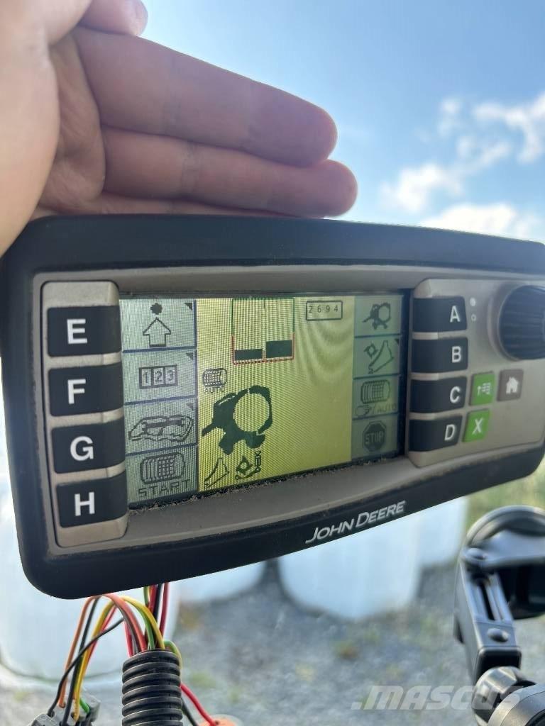 John Deere F 440 Prese/balirke za rolo bale