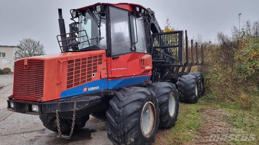 Valmet 840.2 Forvarderi