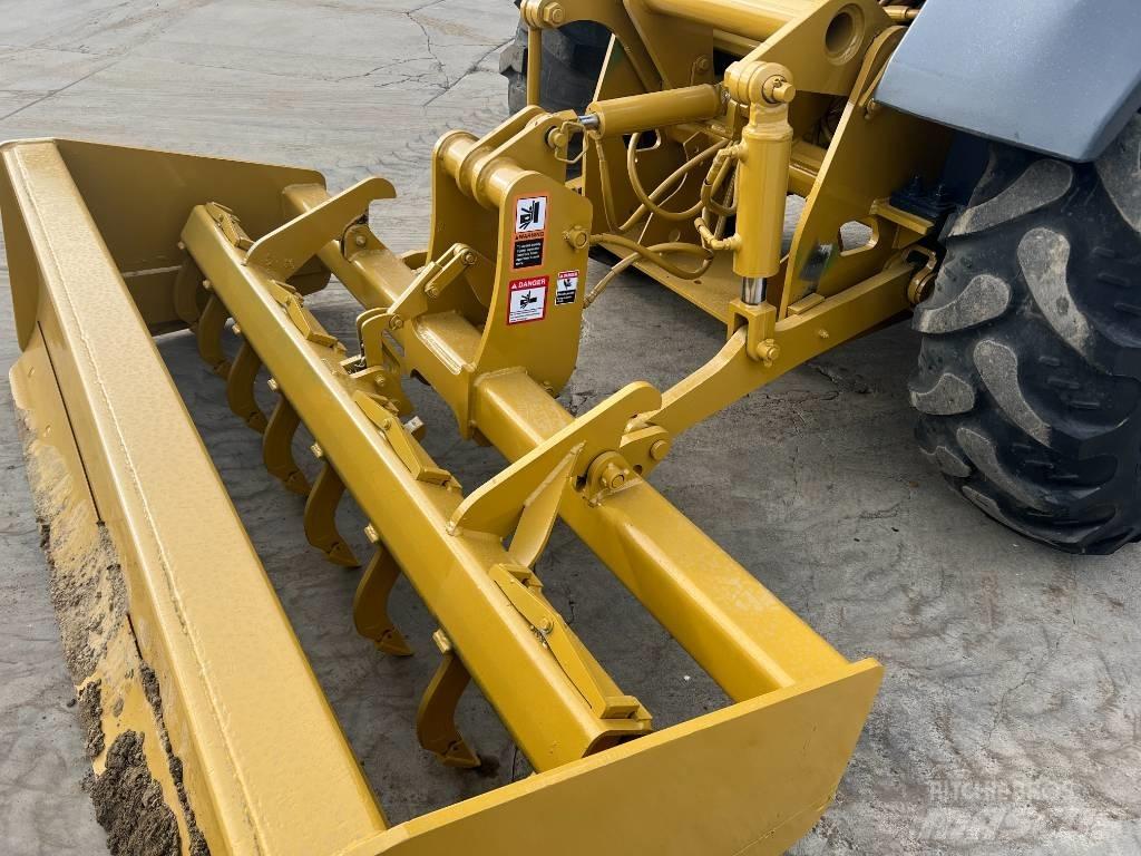 John Deere 210L EP Prednji utovarivači i bageri