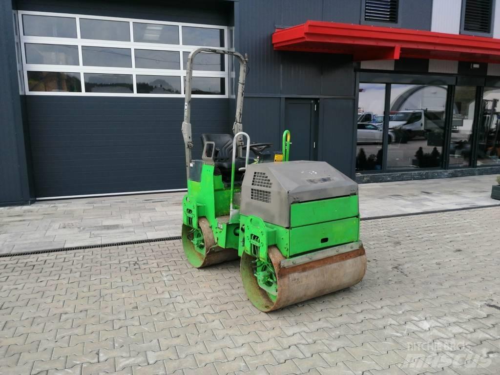 Bomag BW 100 Valjci sa duplim bubnjem
