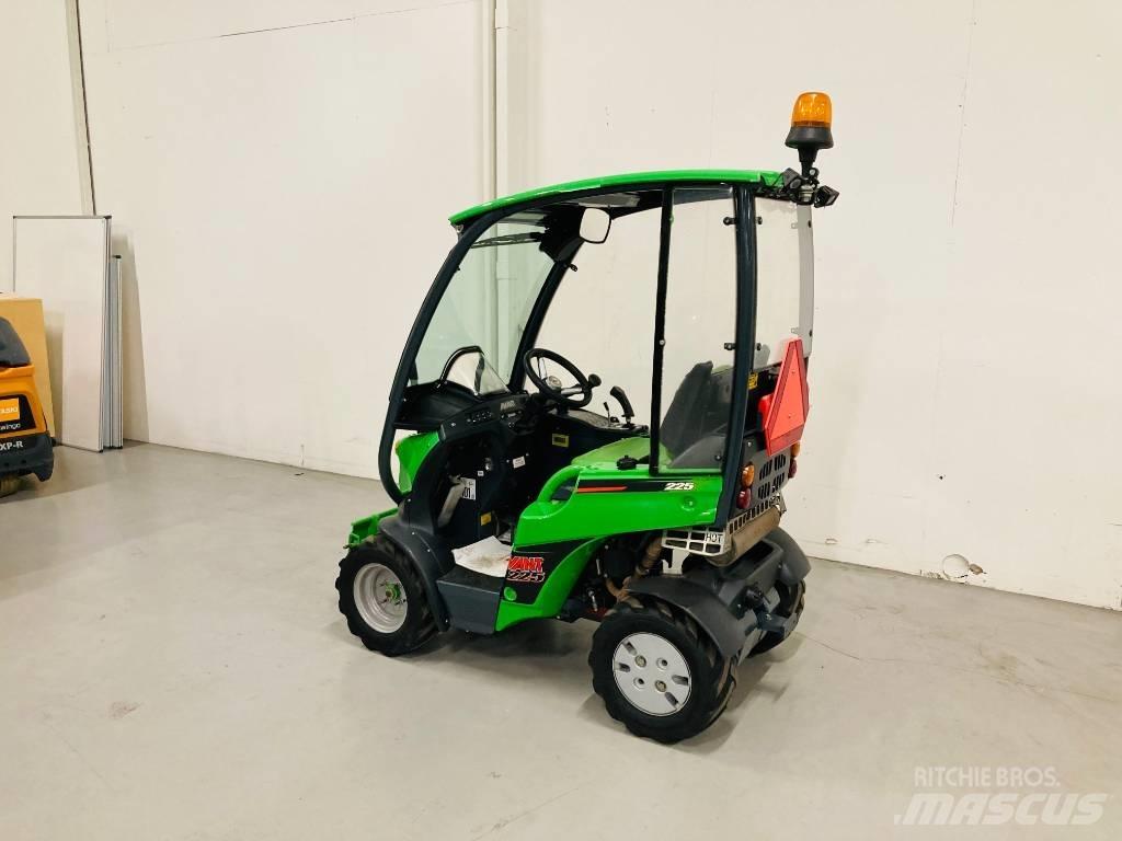 Avant 225 Mini utovarivači