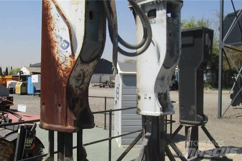 Hammer 22-25TON Ostali kamioni