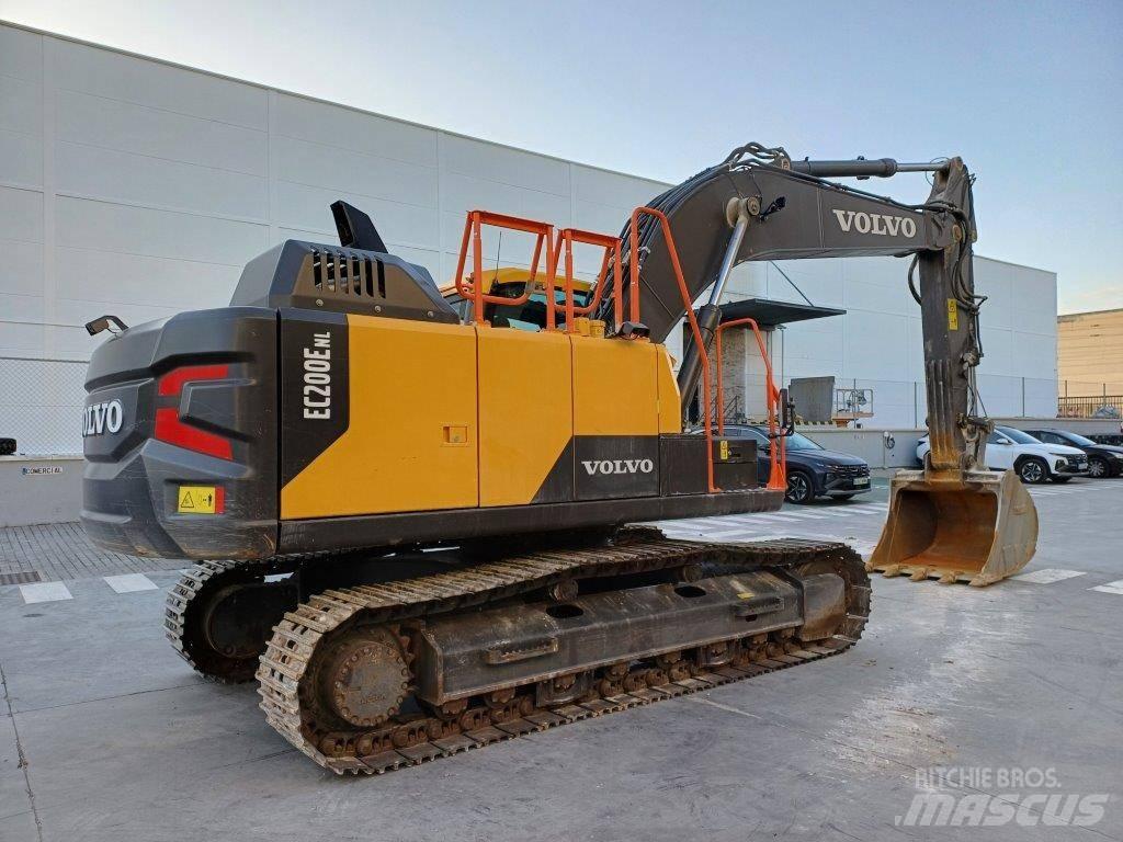 Volvo EC200E NL Bageri guseničari