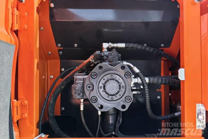 Doosan DX300 Bageri guseničari
