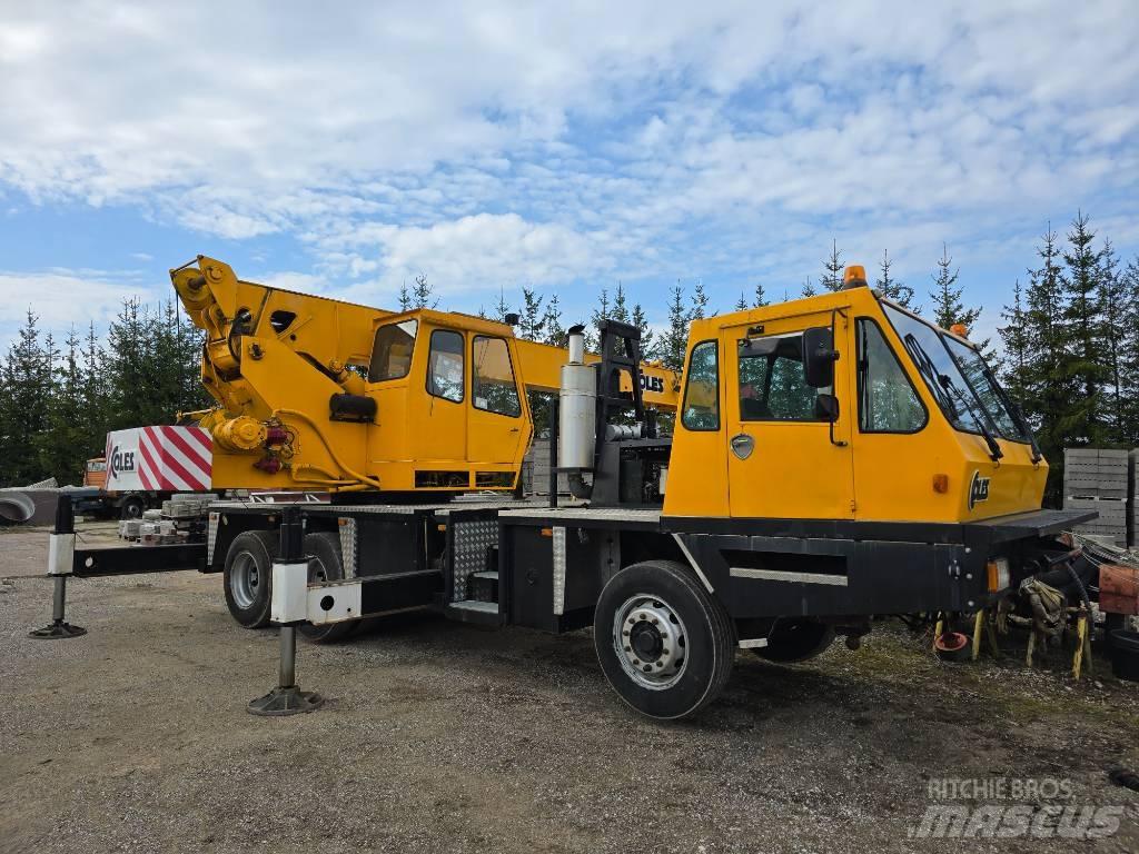 Coles 25/28T crane Polovne dizalice za sve terene