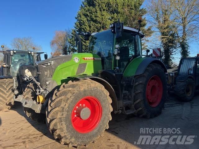 Fendt 728 Vario Gen7 Traktori