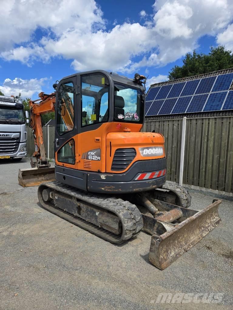 Doosan DX 62 R Mini bageri < 7t