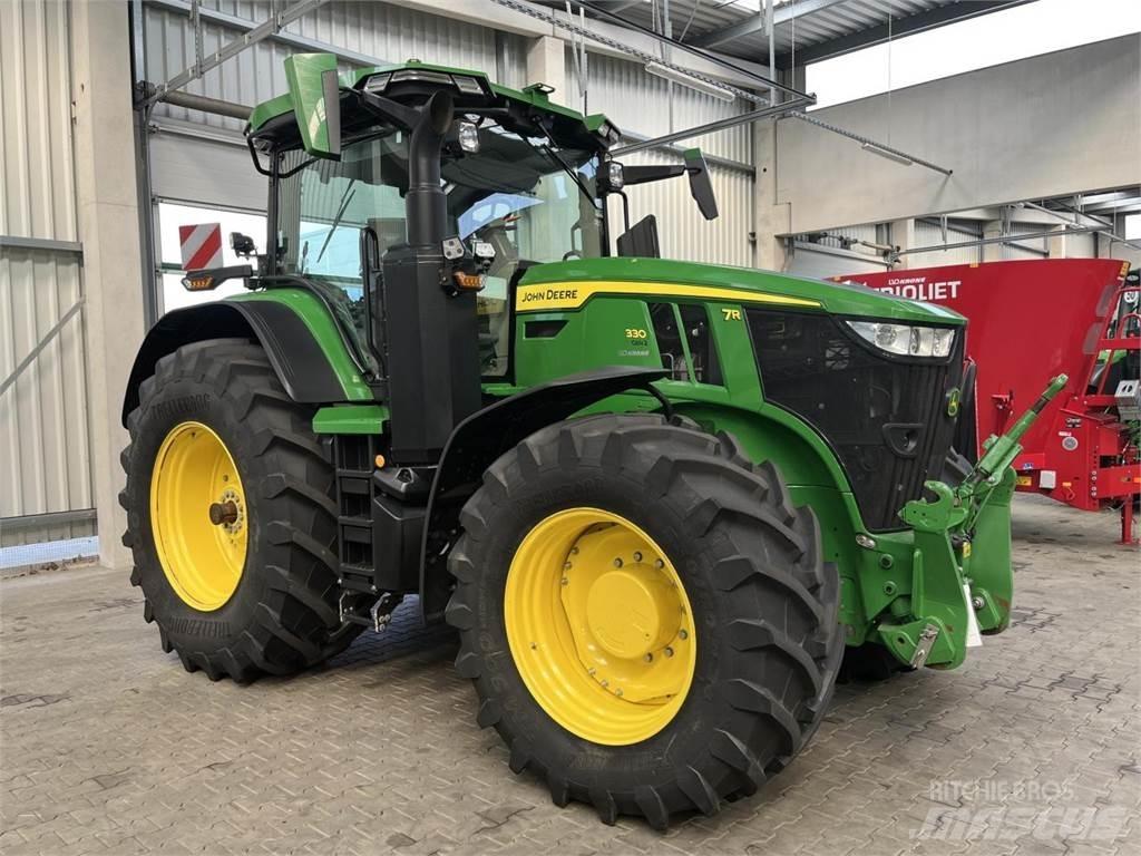John Deere 7R 330 Traktori