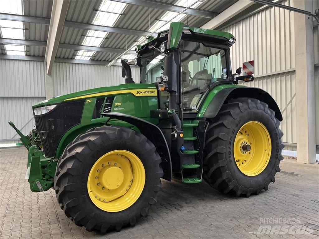 John Deere 7R 330 Traktori