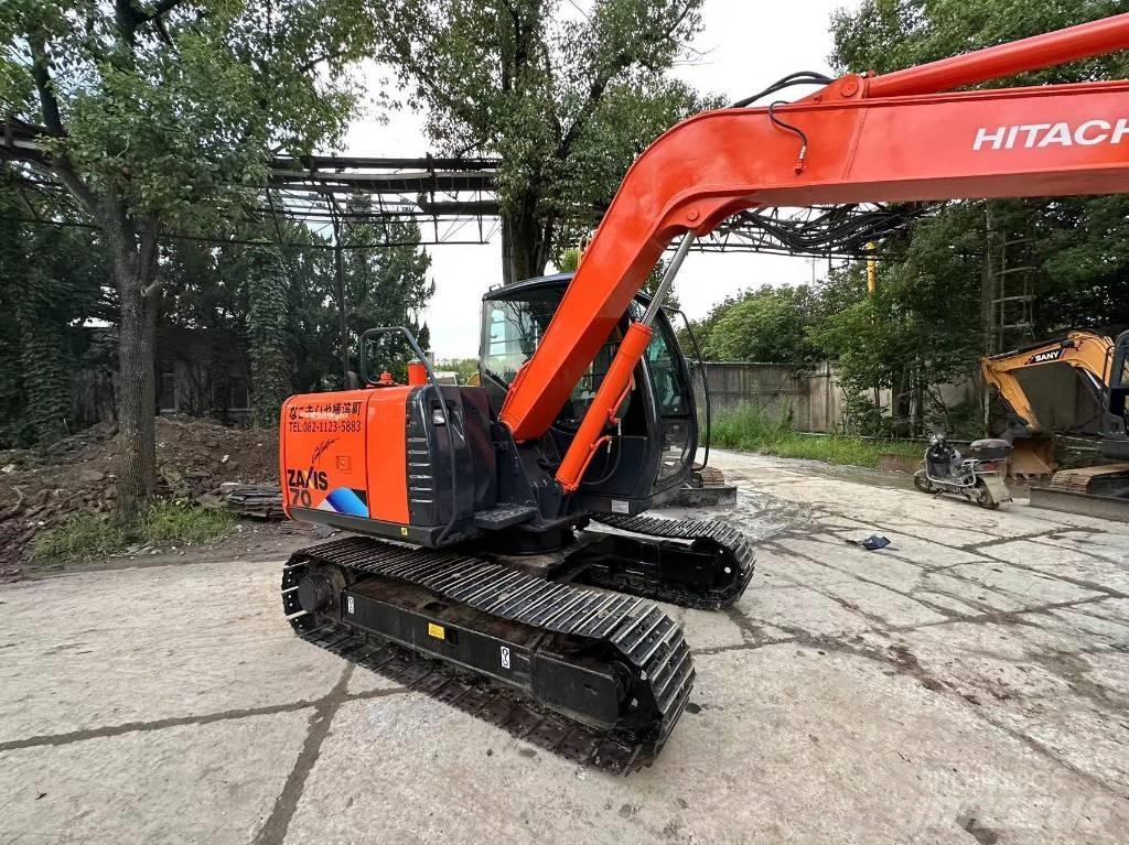 Hitachi 70 Bageri guseničari