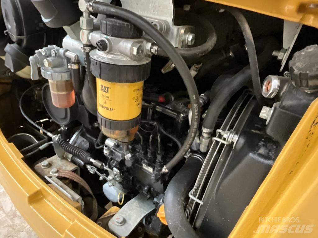 CAT 301.7 D Mini bageri < 7t