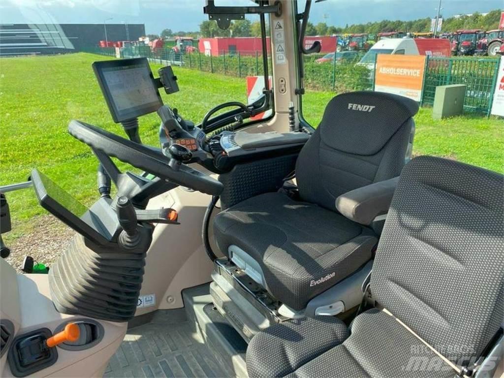 Fendt 724 PROFI+ Traktori