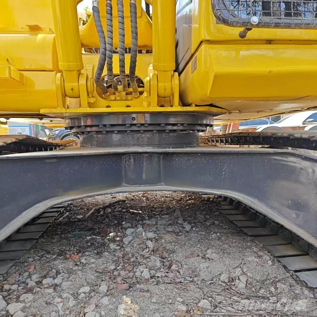 Komatsu PC 130 Bageri guseničari
